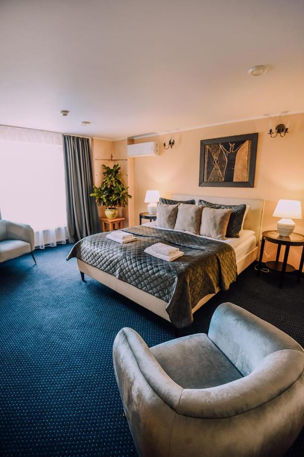 Jolanta Hotel Alūksne Екстериор снимка