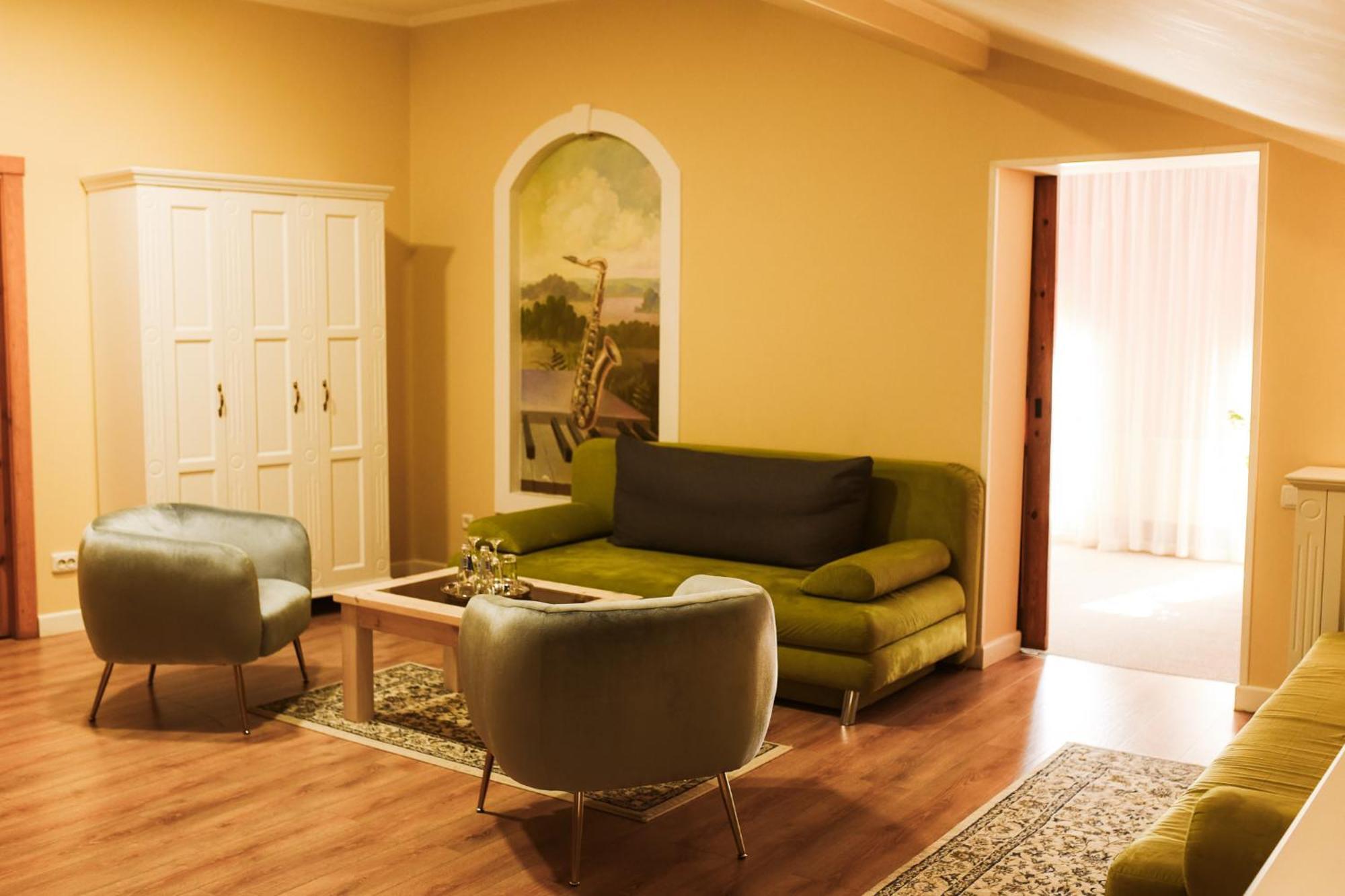 Jolanta Hotel Alūksne Екстериор снимка