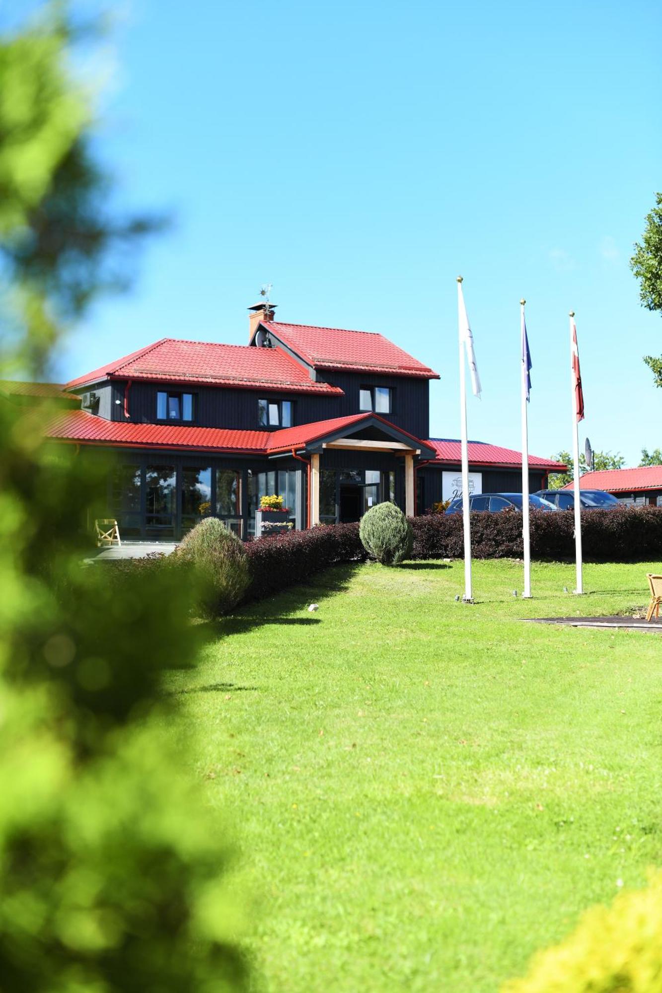 Jolanta Hotel Alūksne Екстериор снимка